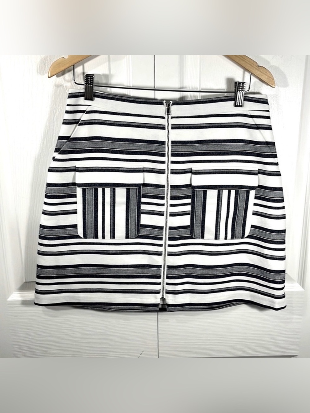 Ever New Melbourne Black & White Striped Mini Skirt – Size 8